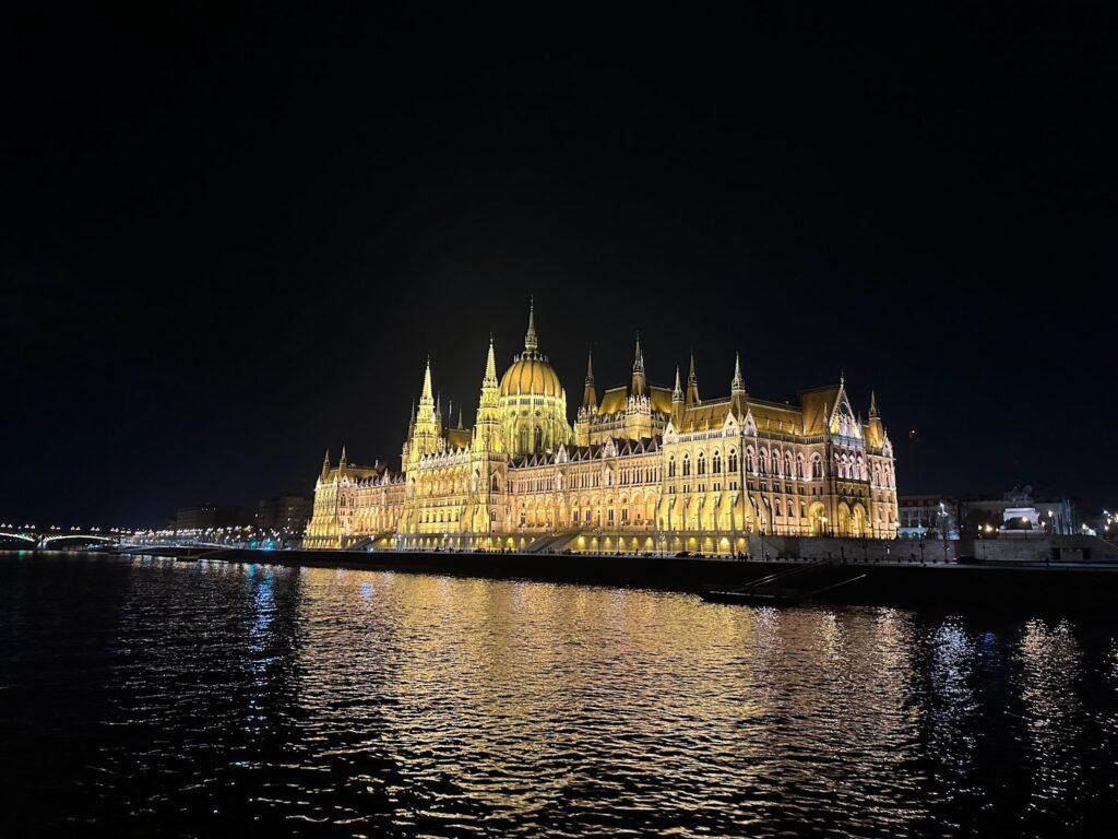 Confused about river cruise lines? Discover how to match your travel personality with the perfect cruise experience. Expert insights from VS1 Travels to help you navigate your dream journey!